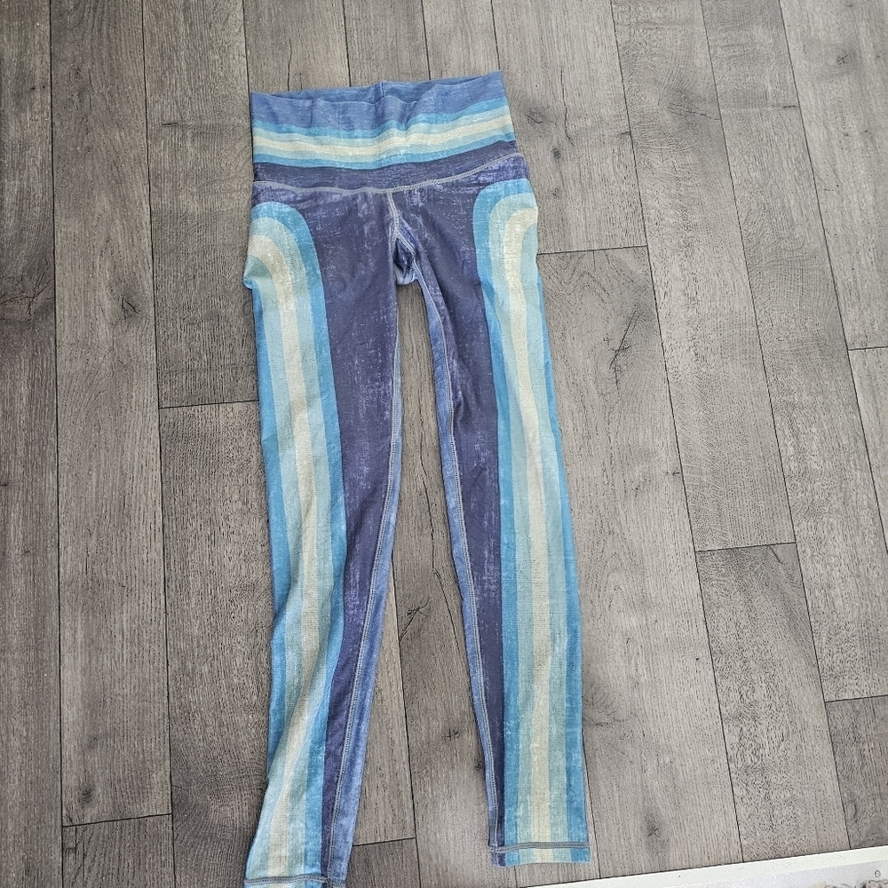 Niyama Sol Leggings Shirley Blue Retro Stripe Highwaist Barefoot Leggings Small